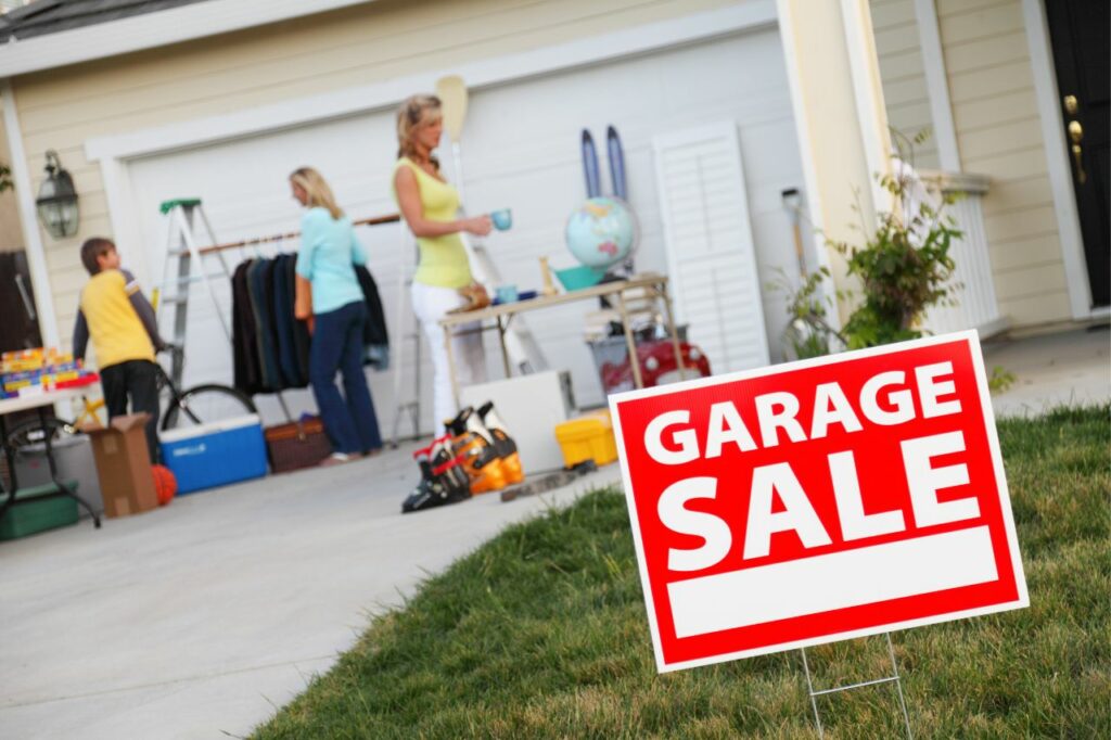 how to find garage sales