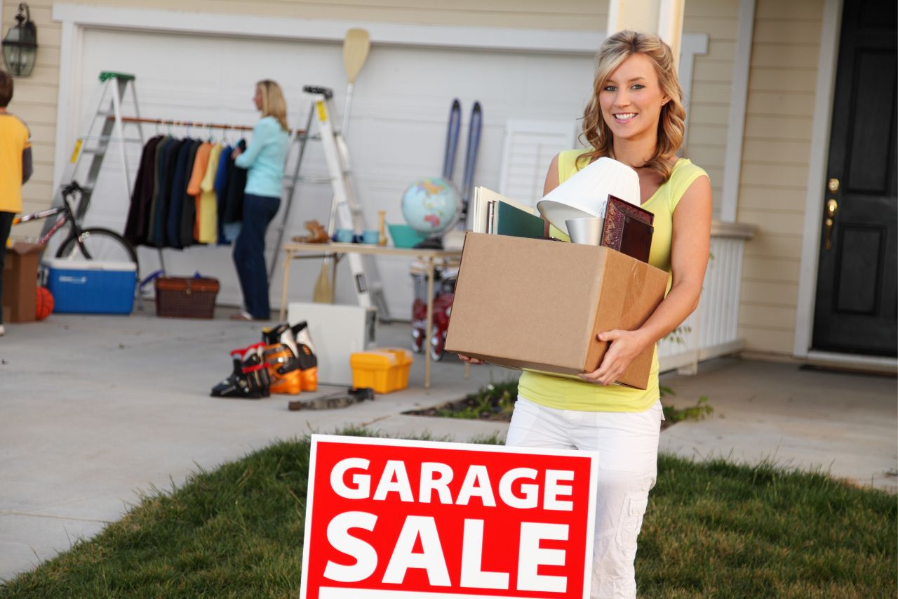 You are currently viewing What Not To Sell at Garage Sales (10 Items To avoid!)