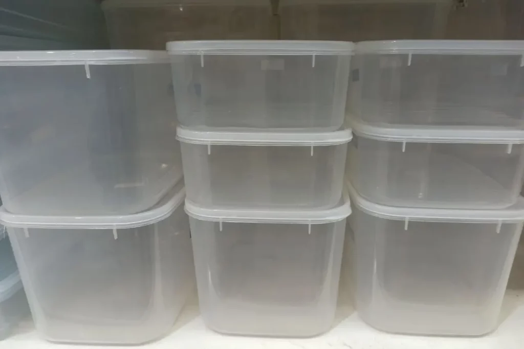 PLastic Containers
